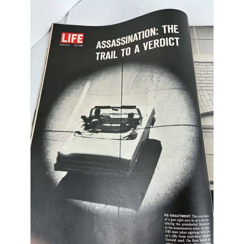 Life Magazine The Warren Report 10/2/64 Assassination of JFK Original V56 #14
